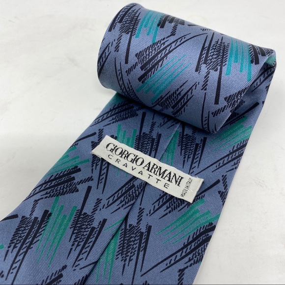 Giorgio Armani Silk Tie - Picture 3 of 4